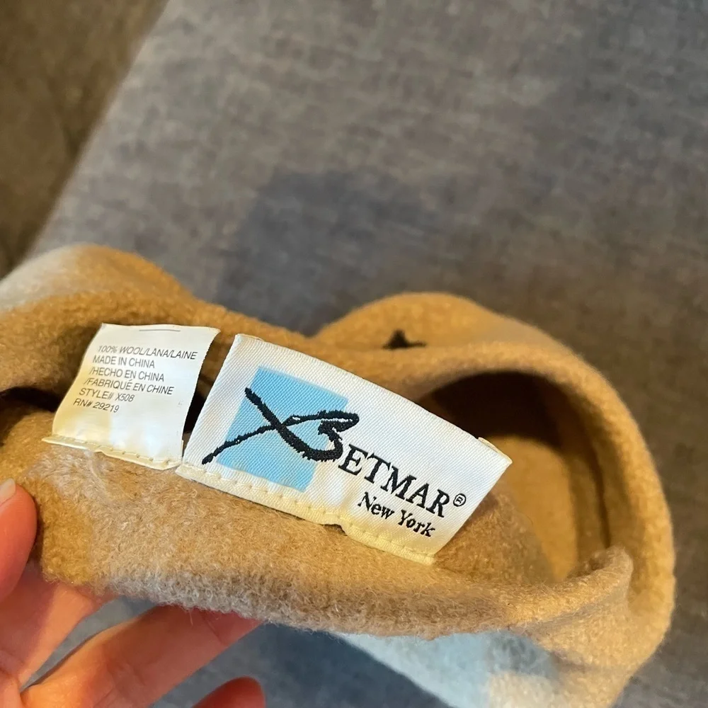 Betmar boiled wool beret with bow tan and brown